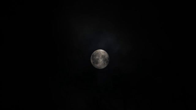 Moon смотреть онлайн