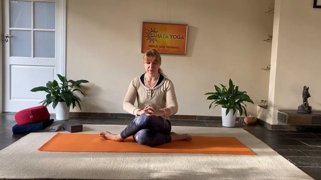 32 min Hatha Yoga смотреть онлайн