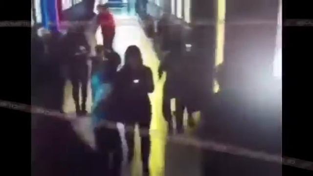 Видео с камер кинотеатра в «Зимней вишне смотреть онлайн