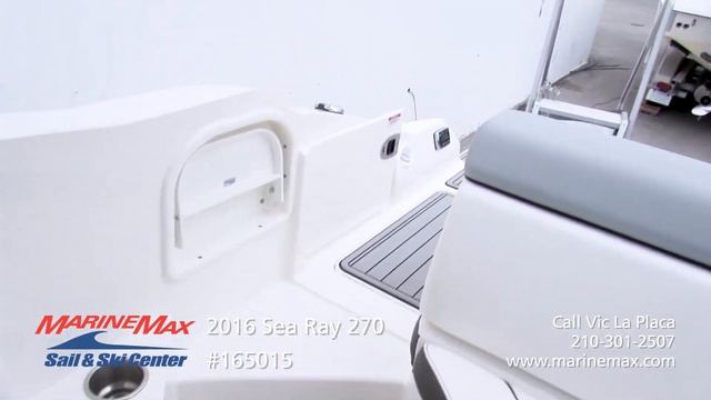 Beautiful Sea Ray 270 Sundeck