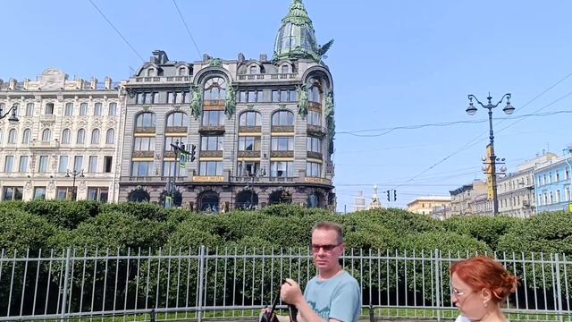 Казанский Собор.Дом Зингер,Последний день весны.Жара,сирень🥀🪻🥀 Галина Фи.🤓🖐️❤️ смотреть онлайн