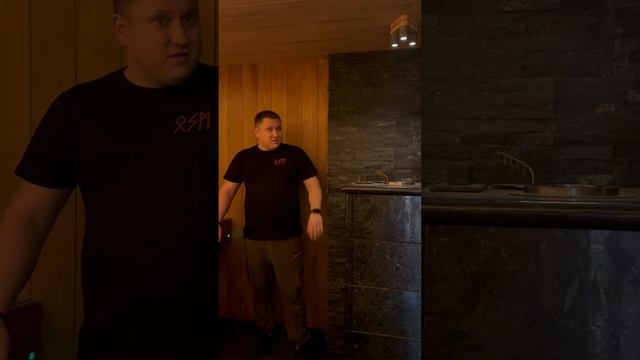 Система автоподачи воды во внутреннюю каменку, печка Изистим Сочи на газу, с боковым подключением смотреть онлайн