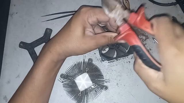 COMO LIMPAR UM DISSIPADOR COM O COOLER DO SOCKET 775 смотреть онлайн
