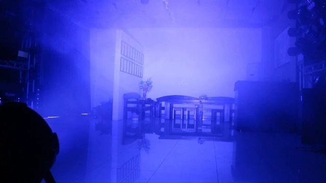 Weinas-D618 ( 18*18pcs Nominal 18W RGBWA+UV 6 in 1）stage lighting смотреть онлайн