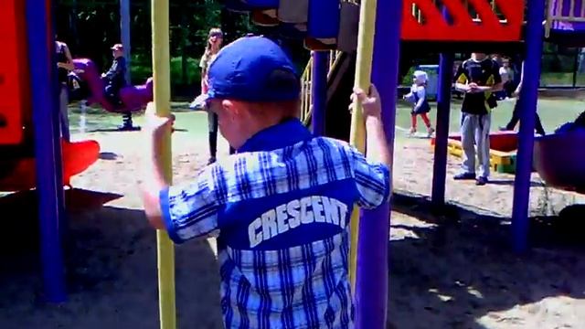 13 06 01на дземгах праздник2 смотреть онлайн