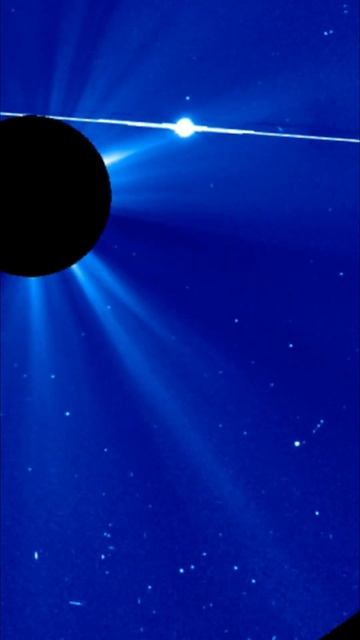 SUNGRAZING COMET! Gets Torn Up By our Sun! #shorts Comet Ison Anniversary смотреть онлайн