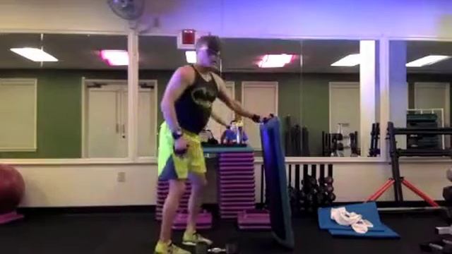 Toning & Abs Superhero Day смотреть онлайн