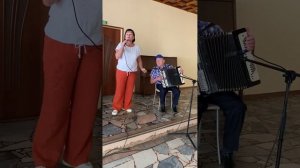 яшльлектэ сойгэн яр.Айгол Газетдинова ,баянда Алфис Галеев.