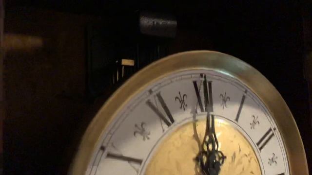 FHS Carillon бой смотреть онлайн