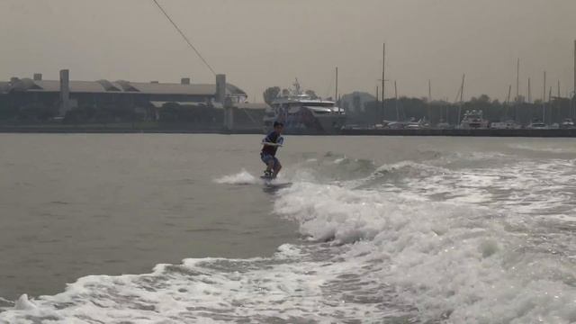 Kangli Wakeboarding: Progress behind the boat смотреть онлайн