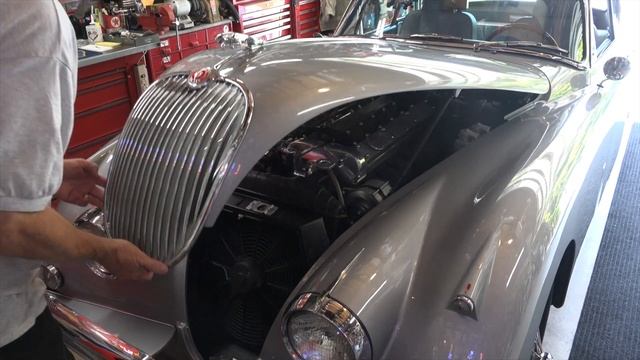 JAGUAR XK-150, 1961, Cold Startup смотреть онлайн