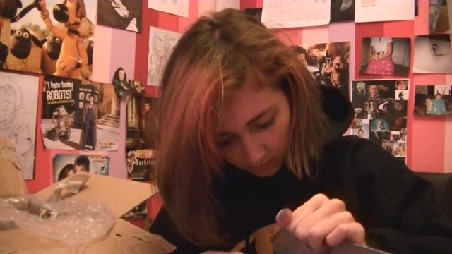 Opening a Box of Fangirly Goodness смотреть онлайн