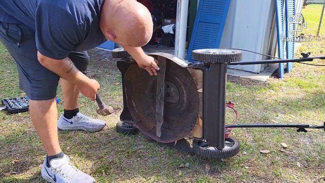 Murray Lawnmower Makes Terrible Sound Let's Fix It смотреть онлайн