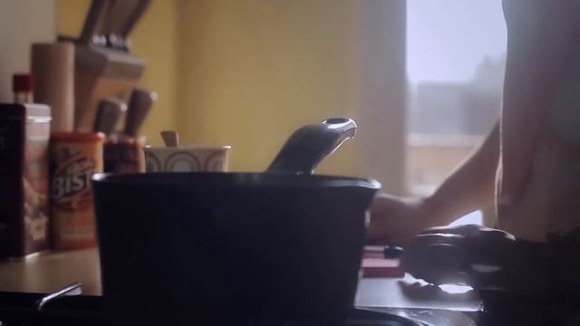 The Outsiders - Aauchhu (Official Music Video) смотреть онлайн