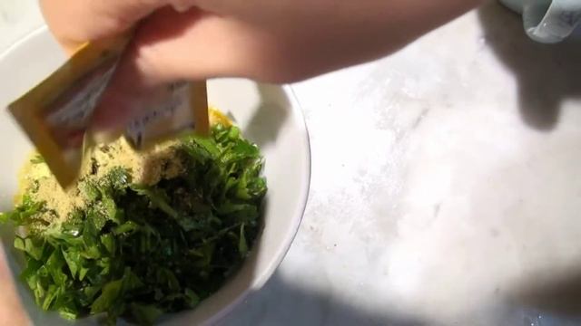 La meilleur recette de poulet rôti اروع و اسهل وصفة الدجاج المحمر The best and easiest roast chicke смотреть онлайн