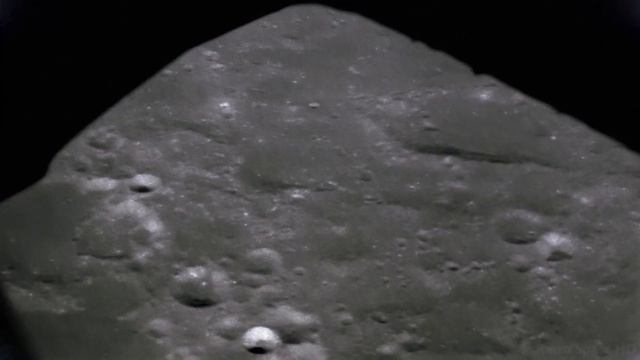 Orbiting The Moon - Apollo 8 Footage [HD] (1968/12/24)