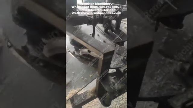 Машина для производства малярных кистей роторного типа с деревянной ручкой смотреть онлайн