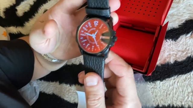 Распаковка — Часы наручные мужские Diesel DZ1657 смотреть онлайн