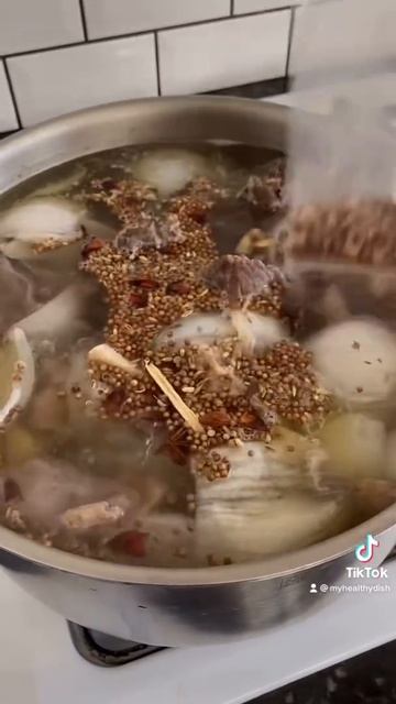 How to make Vietnamese Beef Pho | MyHealthyDish смотреть онлайн