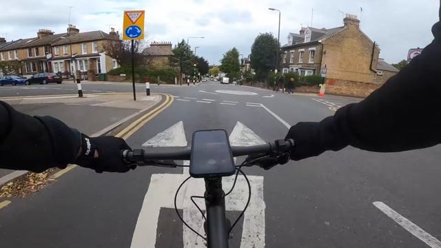 На велосипеде по Лондону - Холмы Greenwich смотреть онлайн