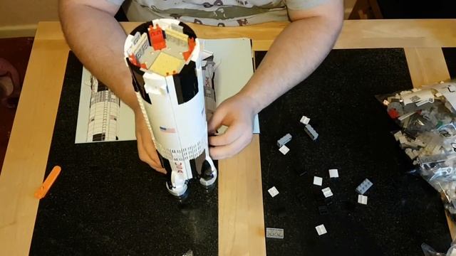 Lego Saturn V build in under 8 minutes смотреть онлайн