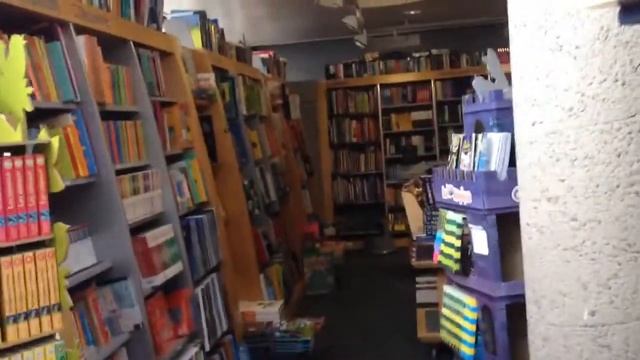 Книжный магазин Франция смотреть онлайн