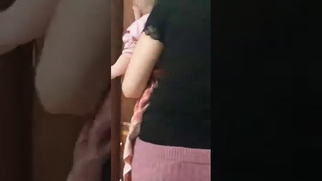 Очень любит воду смотреть онлайн