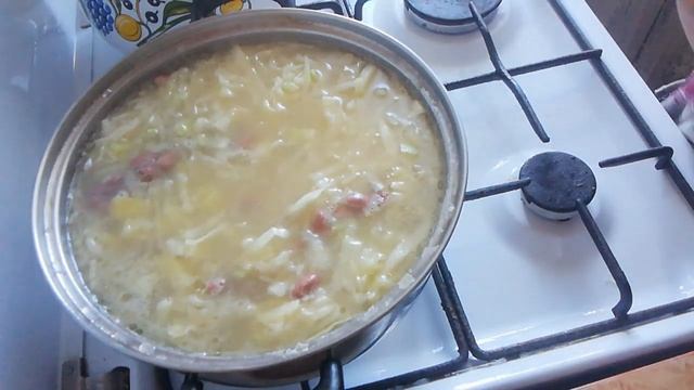 ТАКИЕ ЩИ МОЖНО ЕСТЬ ХОТЬ КАЖДЫЙ ДЕНЬ смотреть онлайн