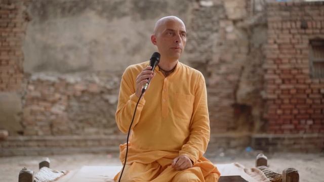 Смысл рагануга-садхана-бхакти. Пранама-мантры Божествам Вриндавана | Ватсала дас смотреть онлайн