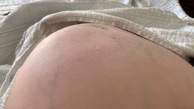 36 weeks pregnant with giant rolling baby!! смотреть онлайн
