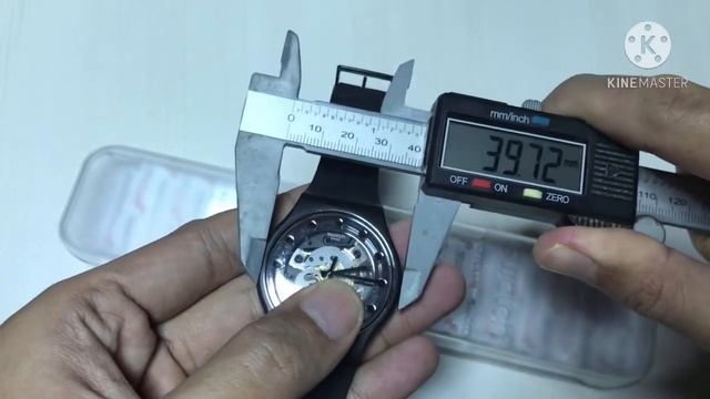 SWATCH  SILVER GLAM SUOZ147 41MM BLACK  SWISS QUARTZ WATCH