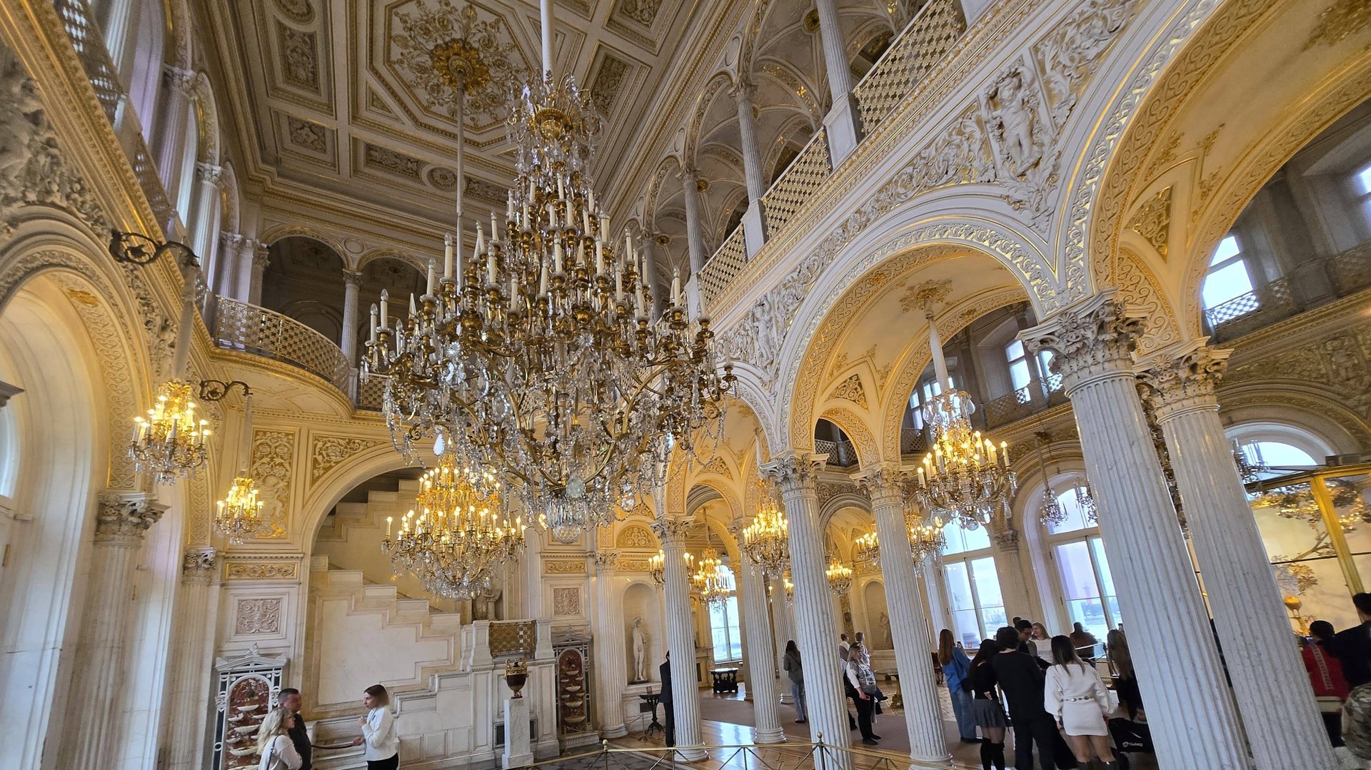 ГОСУДАРСТВЕННЫЙ ЭРМИТАЖ Санкт-Петербурга. Экскурсия в Эрмитаж. #любимый_город #путешествие. смотреть онлайн