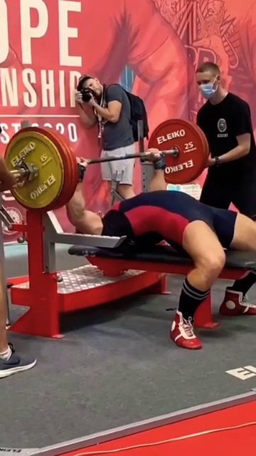 Ахлестин Сергей жмёт 205 кг, в/к 110 кг #powerlifting #benchpress смотреть онлайн