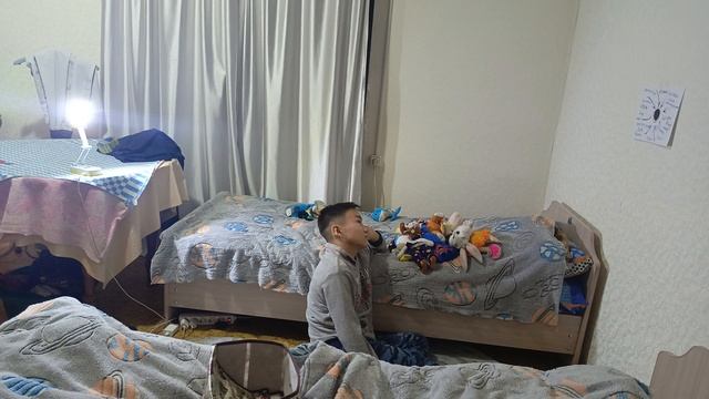 1 ЧАС СМОТРЮ В ОДНУ ТОЧКУ - ЧЕЛЛЕНДЖ смотреть онлайн