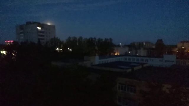 Хотела спрятаться Луна смотреть онлайн