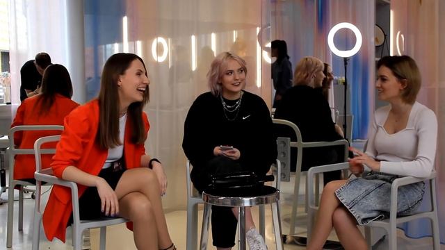 У ТАНИ МАРС. Девочка, ТАНЦУЙ! Играем в бутылочку с Алексой, которая постоянно влюбляется