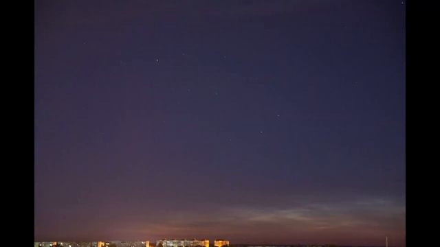 Серебристые облака, комета C/2020 F3 NEOWISE и утренний болид 24 июля 2020 г. в Омске смотреть онлайн