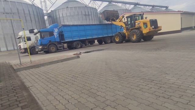 Будни большегруза 🚛 смотреть онлайн