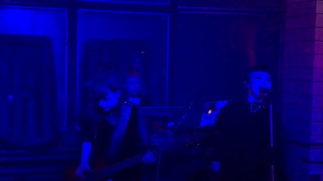 Kælan Mikla - Óráð. Live Moscow, Pluton club, 2017 смотреть онлайн
