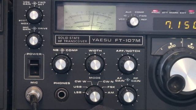 Yaesu FT-107M including FP-107 and transverter FTV-107R смотреть онлайн