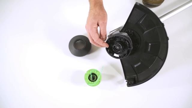 Replacing Line on the EGO Line Trimmer смотреть онлайн