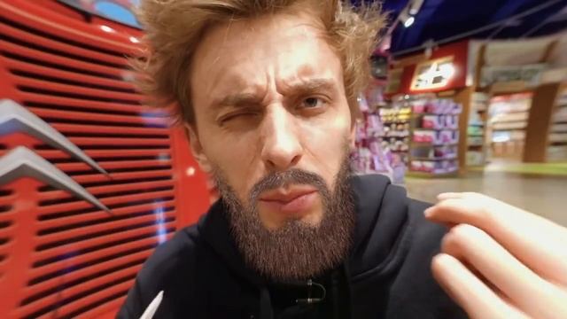 24 часа в магазине игрушек. А4 смотреть онлайн