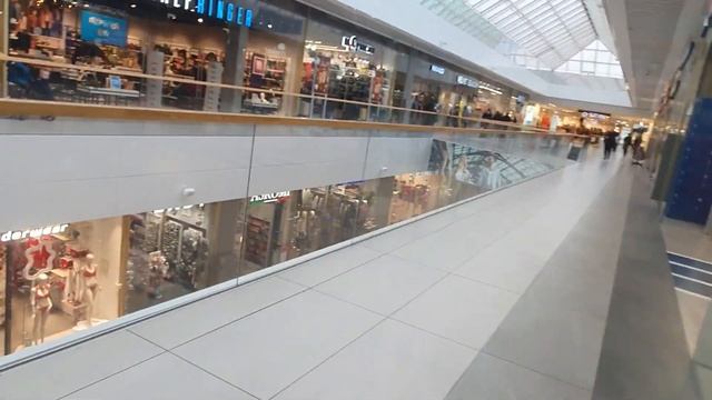 Идём гулять. ТЦ" FORT" Отрадное. Кино. Вкусно и точка. Перекрёсток. смотреть онлайн