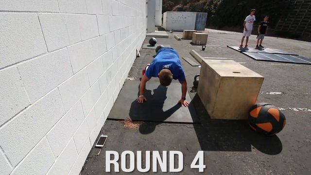 Embrace the SUCK - My First Hero WOD "Whitten" (The CrossFit Chronicles) смотреть онлайн