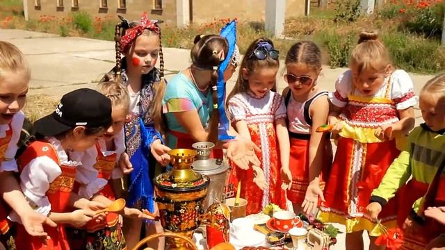 ТС Столица. Визитка 16 группы смотреть онлайн