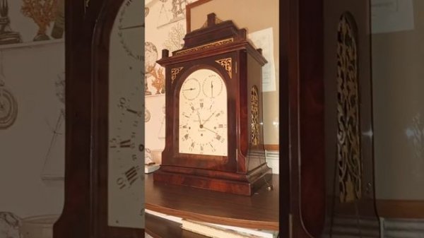 Настройка музыкального боя старинных механических часов