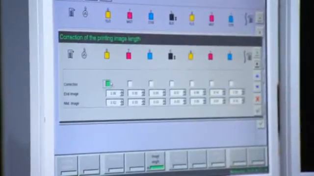 Manroland: The ROLAND 700 DirectDrive: Correction On-The-Fly