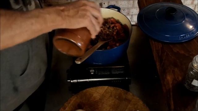 Off Grid Cooking-Home Made Beef Stew смотреть онлайн