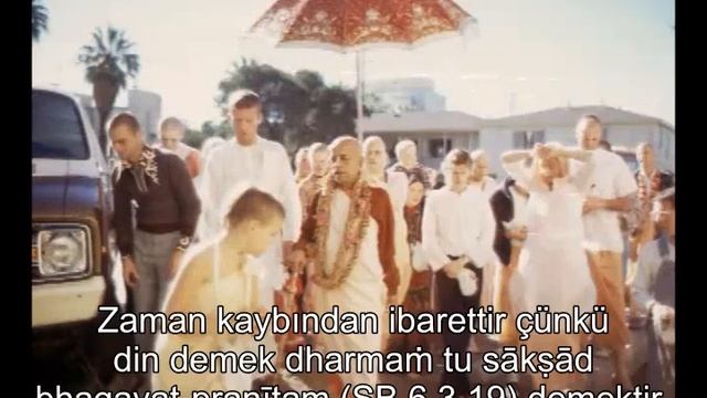 Prabhupada 0817 'Ben Hristiyanım, 'Hinduyum,' 'Müslümanım,' diye Damgalamanın Bir Getirisi Yok смотреть онлайн