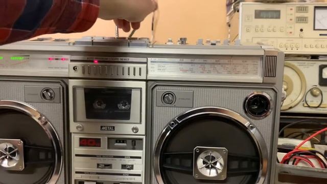 Sharp GF-9696, радио!